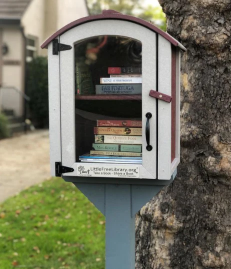 Library Post with Topper Kit - Image 4